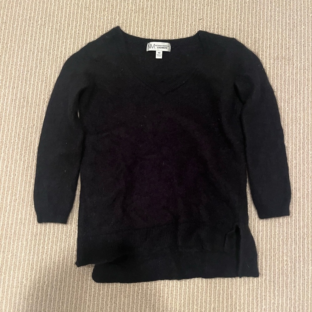 Neiman Marcus black cashmere sweater